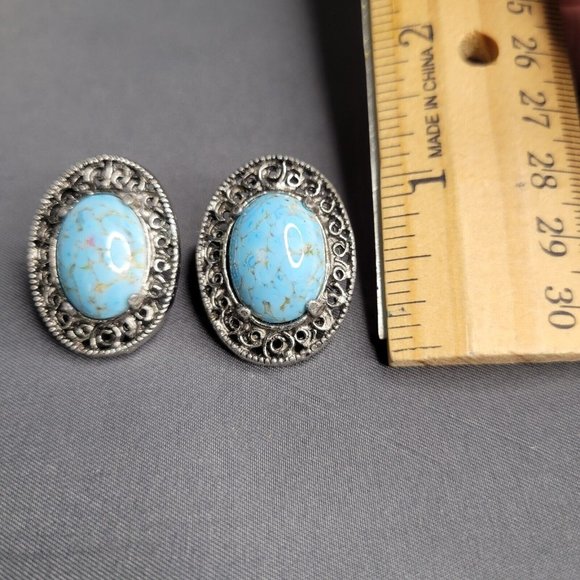 Hollycraft Blue Howlite Stone Silver Tone Filigree Accent Clip On Earrings - Picture 7 of 8